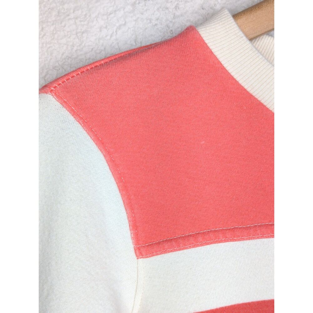 Revolve Mother Half and Half Koozie Sweater Sz M Don't Sweat It Strawberry Blue - Picture 8 of 10
